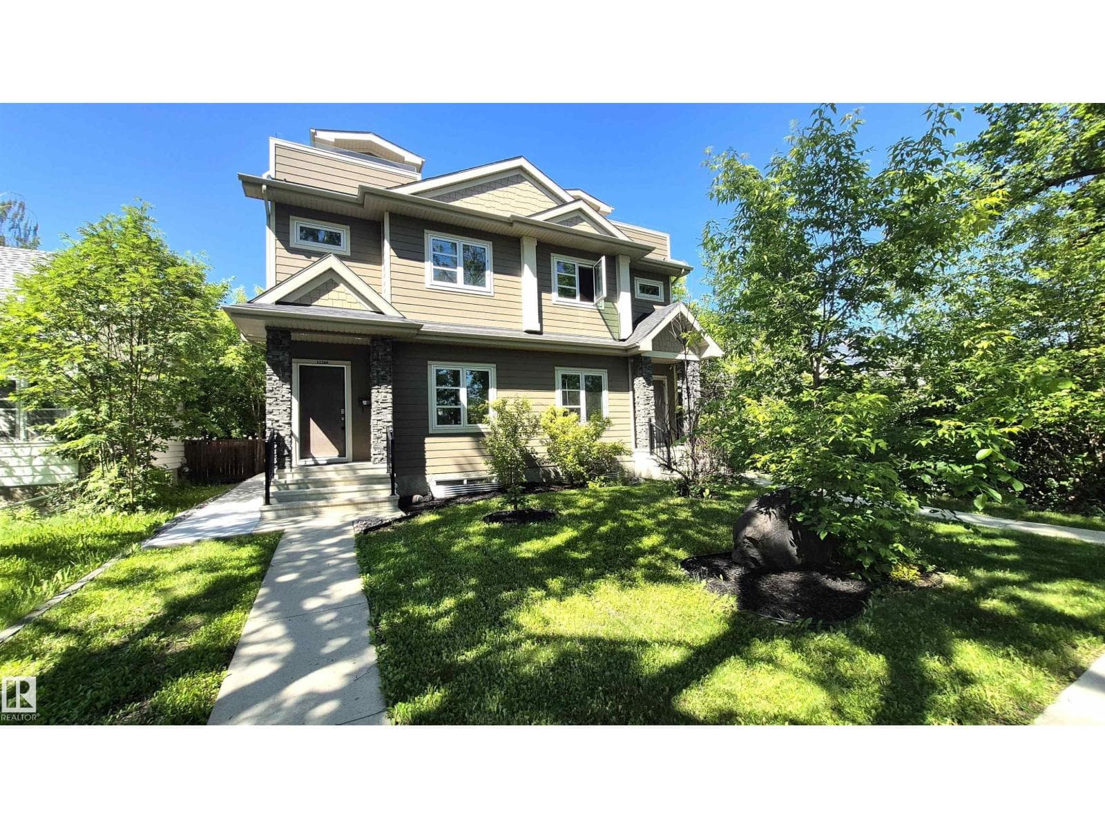 11246 78 AV NW — photo 1 of 75