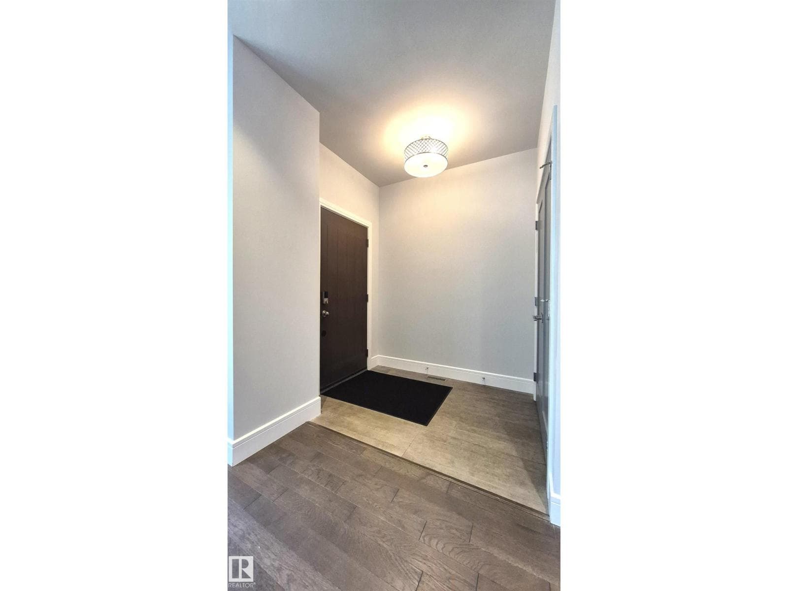 11246 78 AV NW — photo 6 of 75