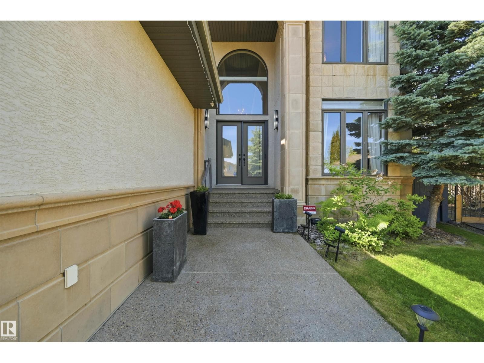 680 TODD LANDING LD NW — photo 4 of 53