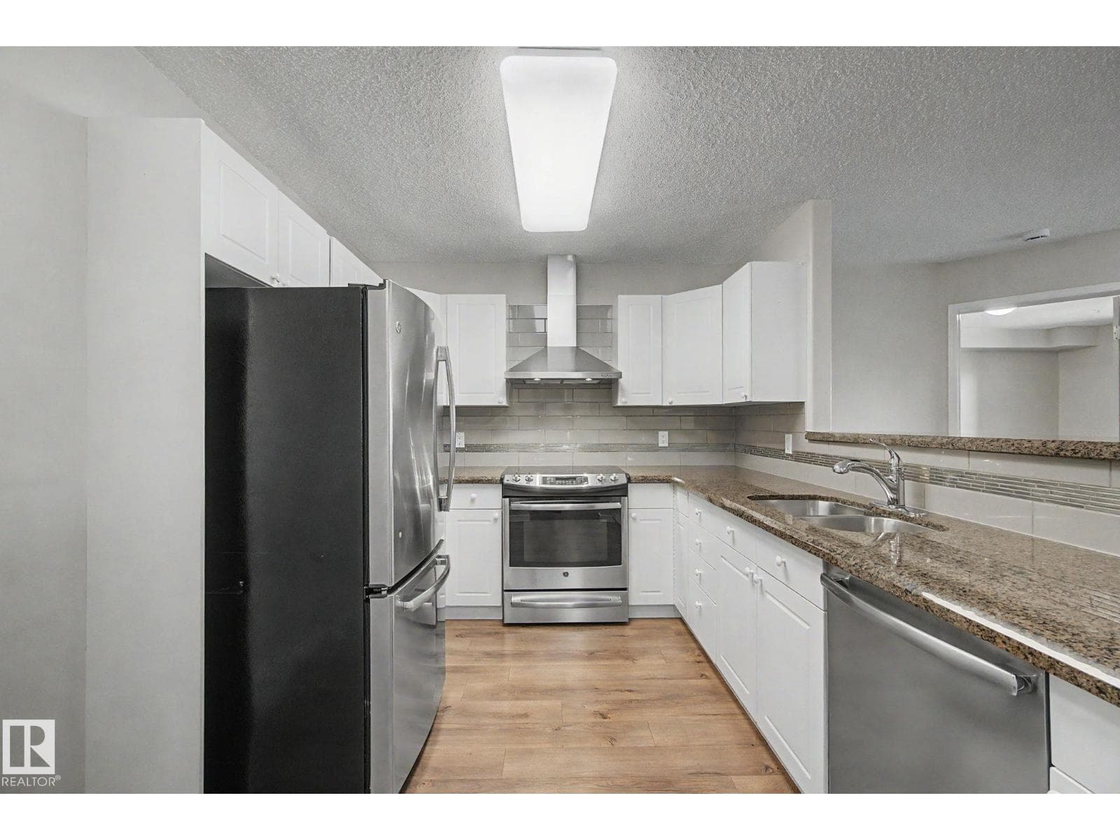 #302 Condo 7951 96 ST NW NW — photo 18 of 59