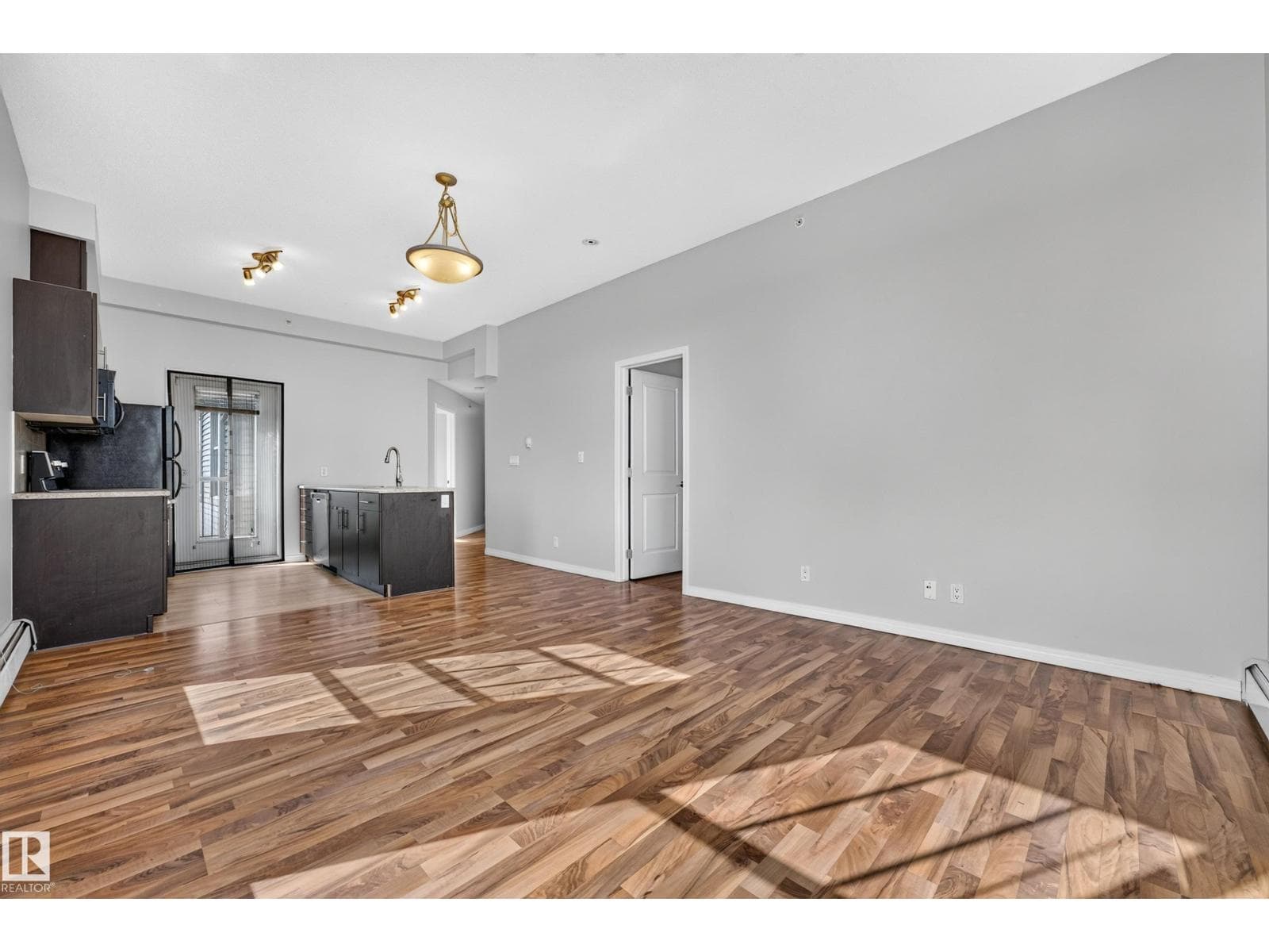 #406 105 AMBLESIDE DR SW — photo 12 of 26