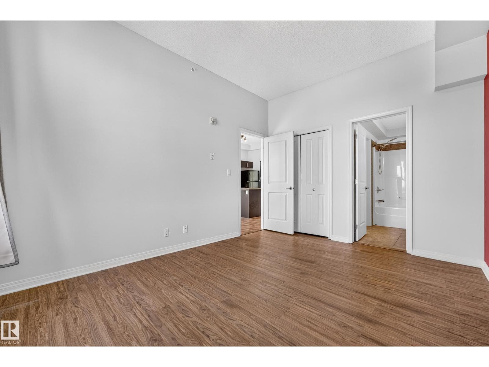 #406 105 AMBLESIDE DR SW — photo 17 of 26