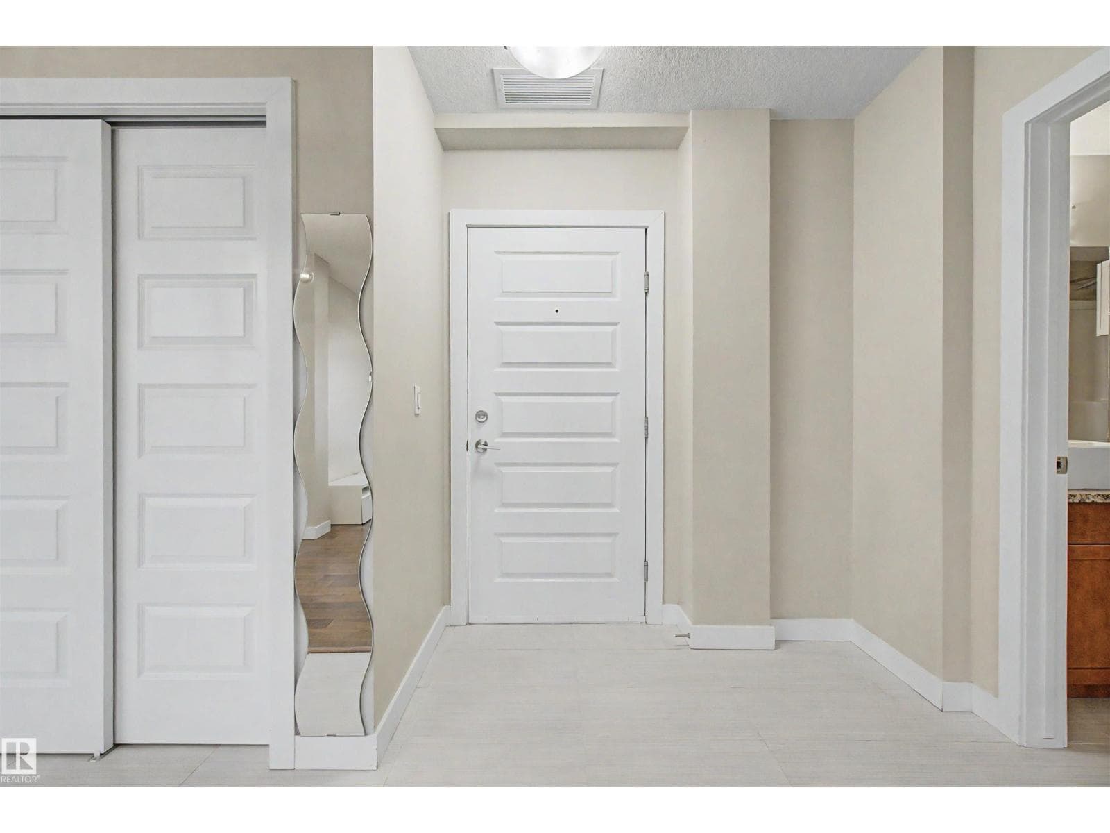 #1225 5151 WINDERMERE BV SW — photo 2 of 42