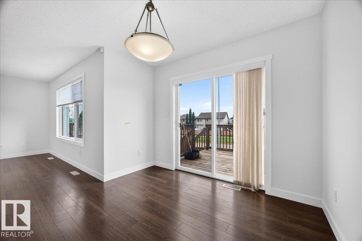 3017 Harvey CR NW — photo 13 of 49