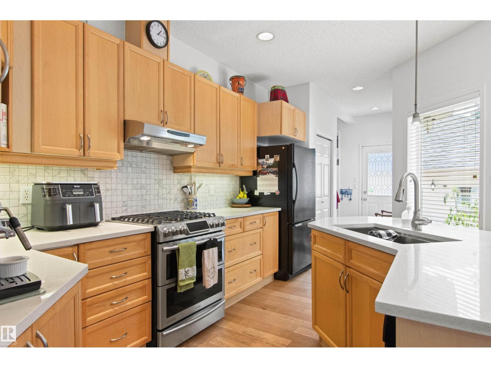 9135 100B AV NW — photo 16 of 75