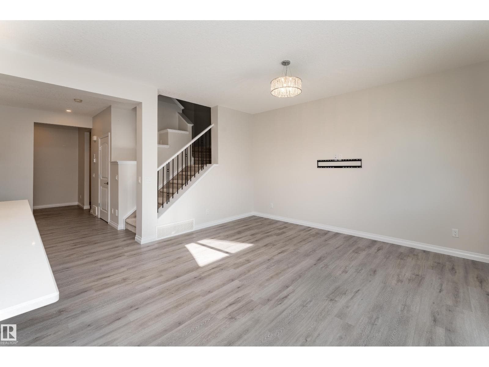 17132 64 ST NW — photo 21 of 54