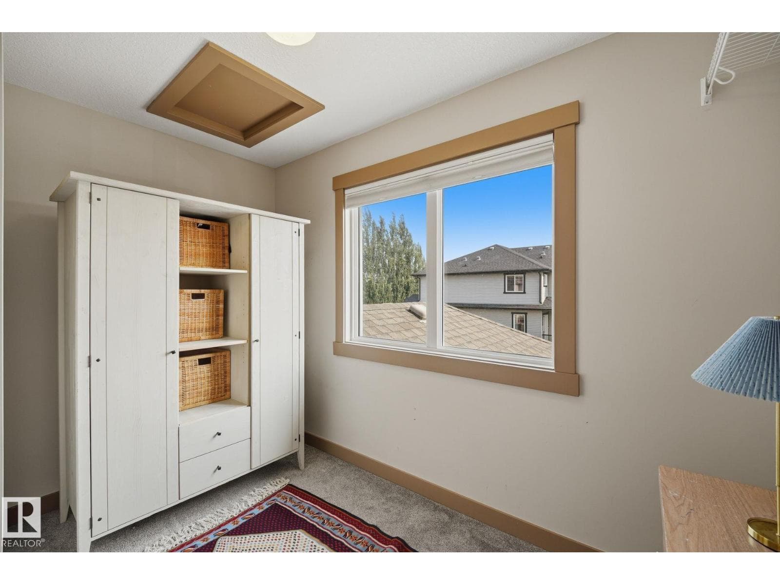 17621 10 AV SW — photo 27 of 47