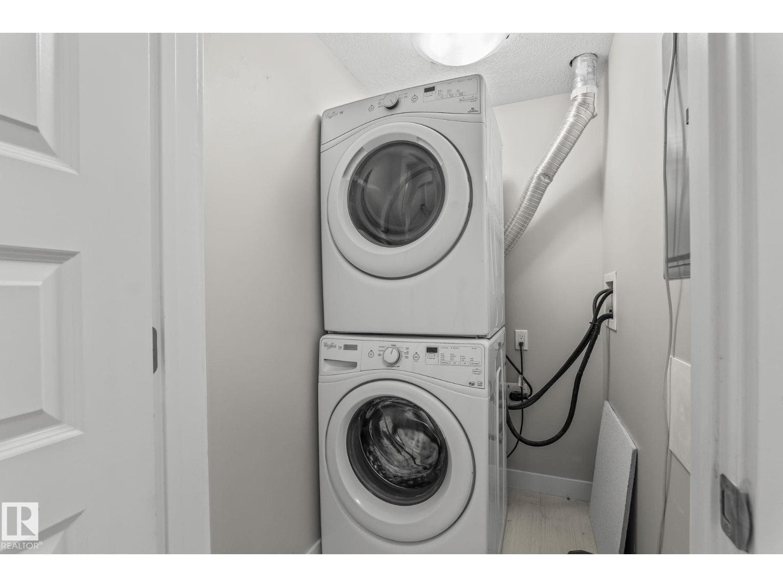 #324 5151 windermere BV SW — photo 20 of 35