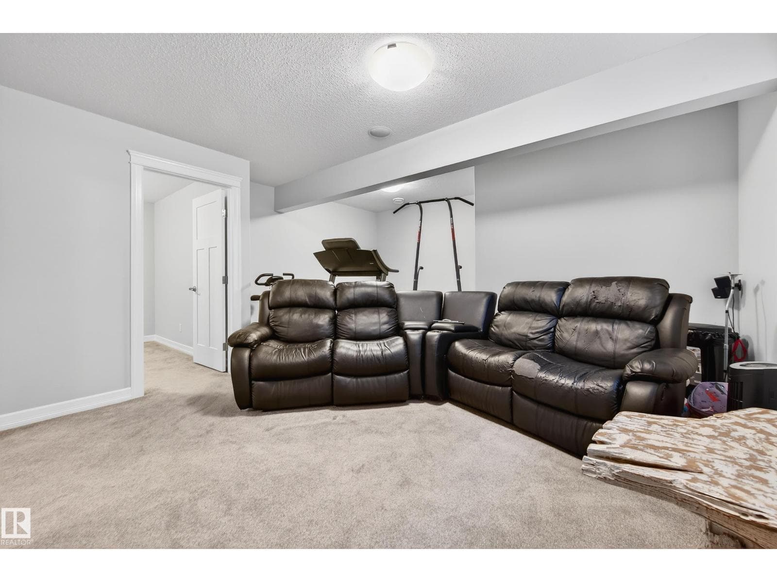 3306 HILTON CR NW — photo 36 of 43