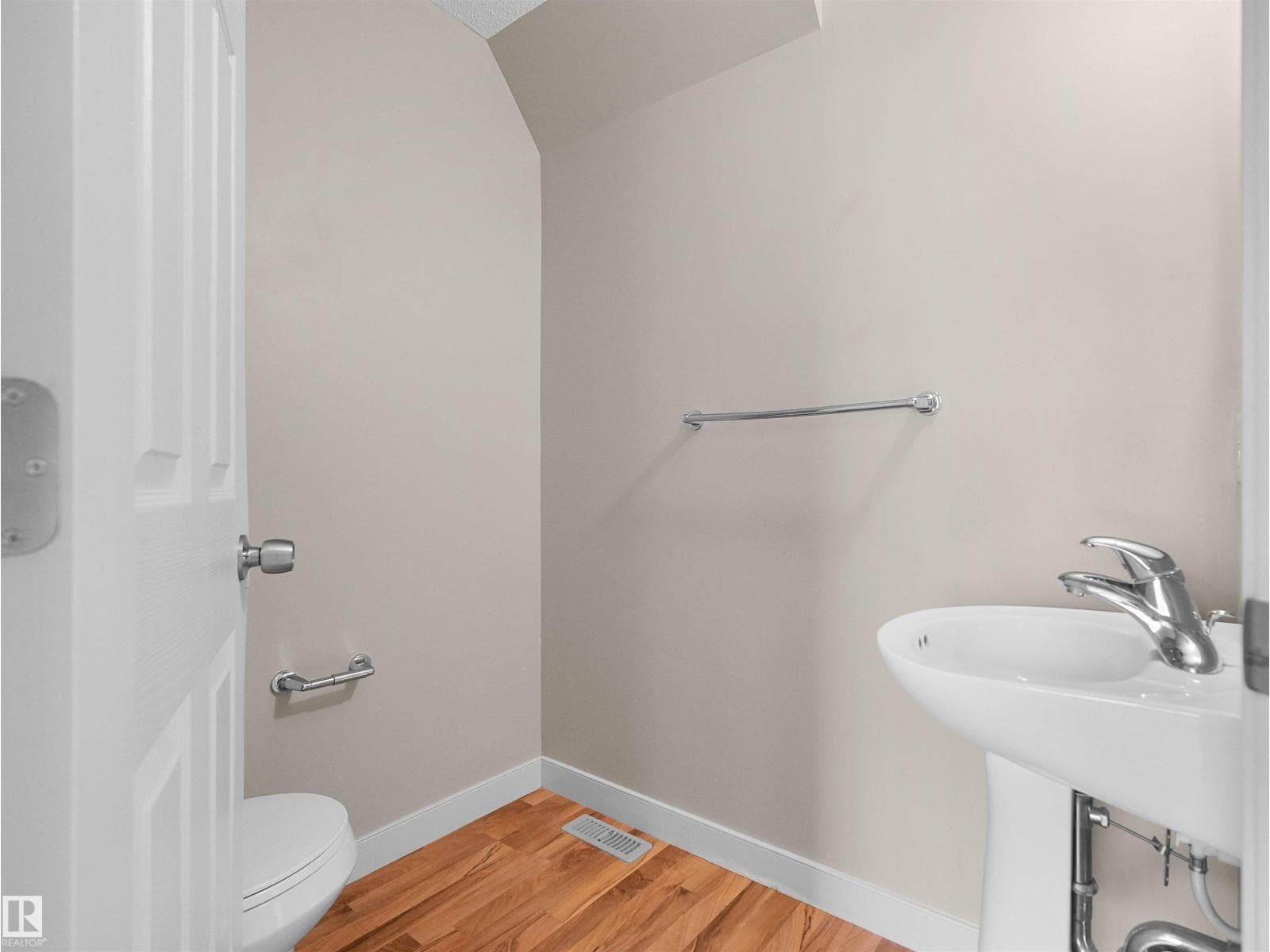 2512 ANDERSON WY SW — photo 16 of 39