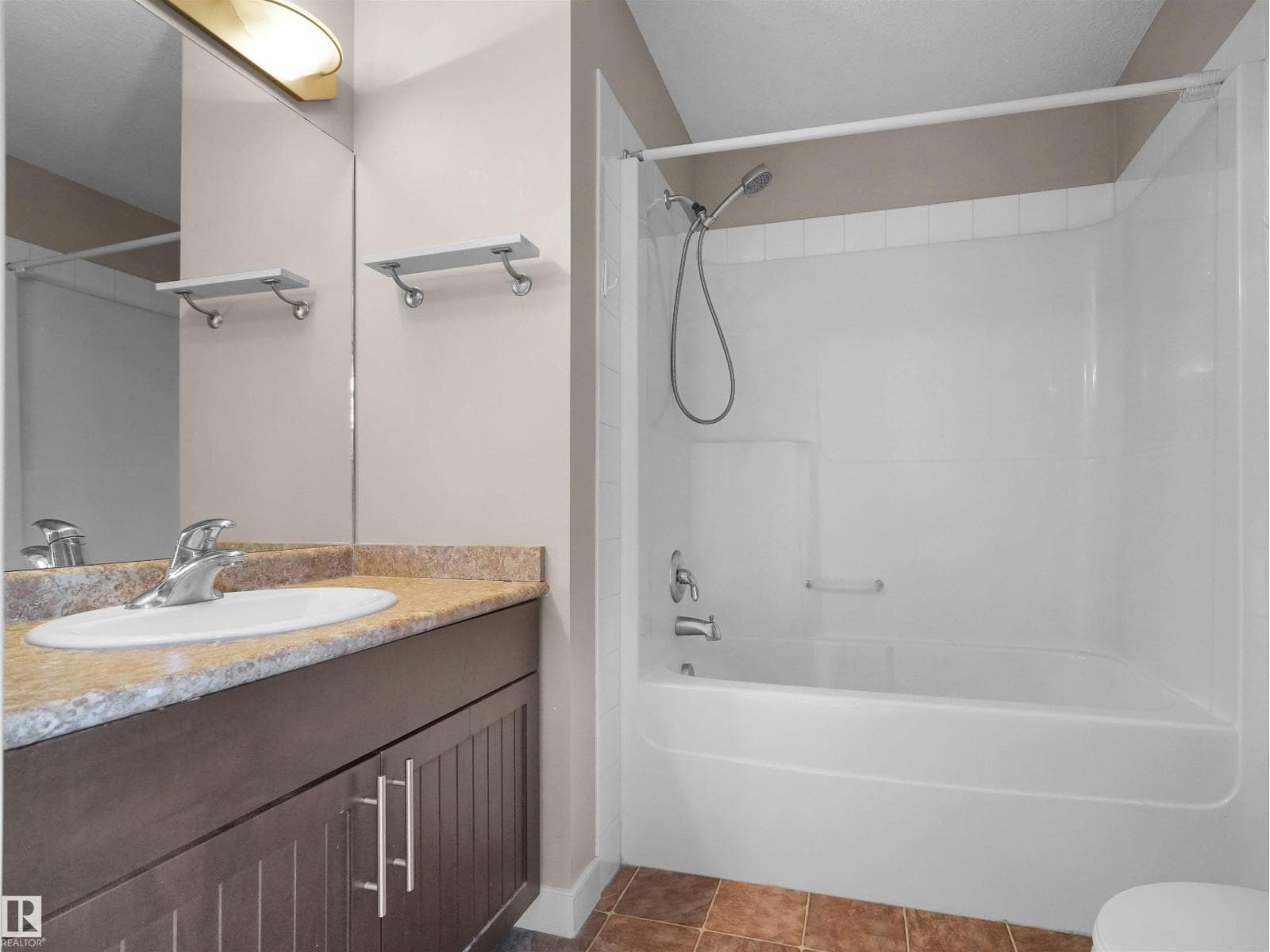 2512 ANDERSON WY SW — photo 23 of 39