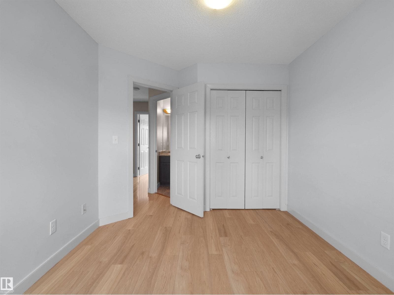 2512 ANDERSON WY SW — photo 25 of 39