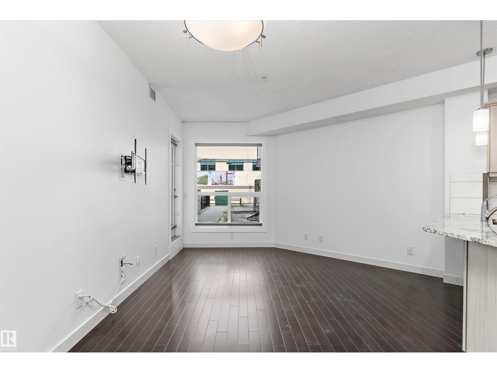 #109 10523 123 ST NW — photo 10 of 28