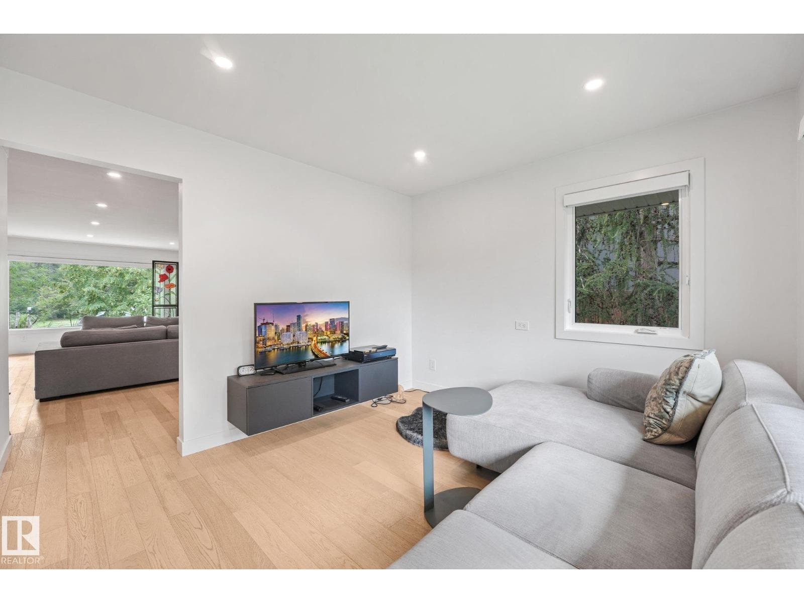 14128 98 AV NW — photo 35 of 74