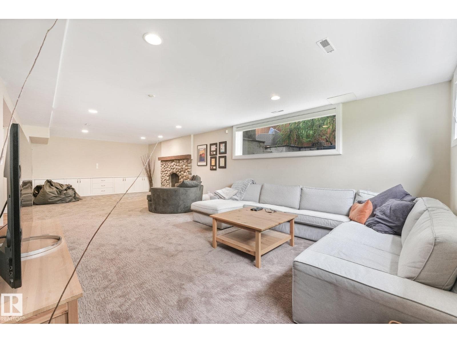 14128 98 AV NW — photo 41 of 74