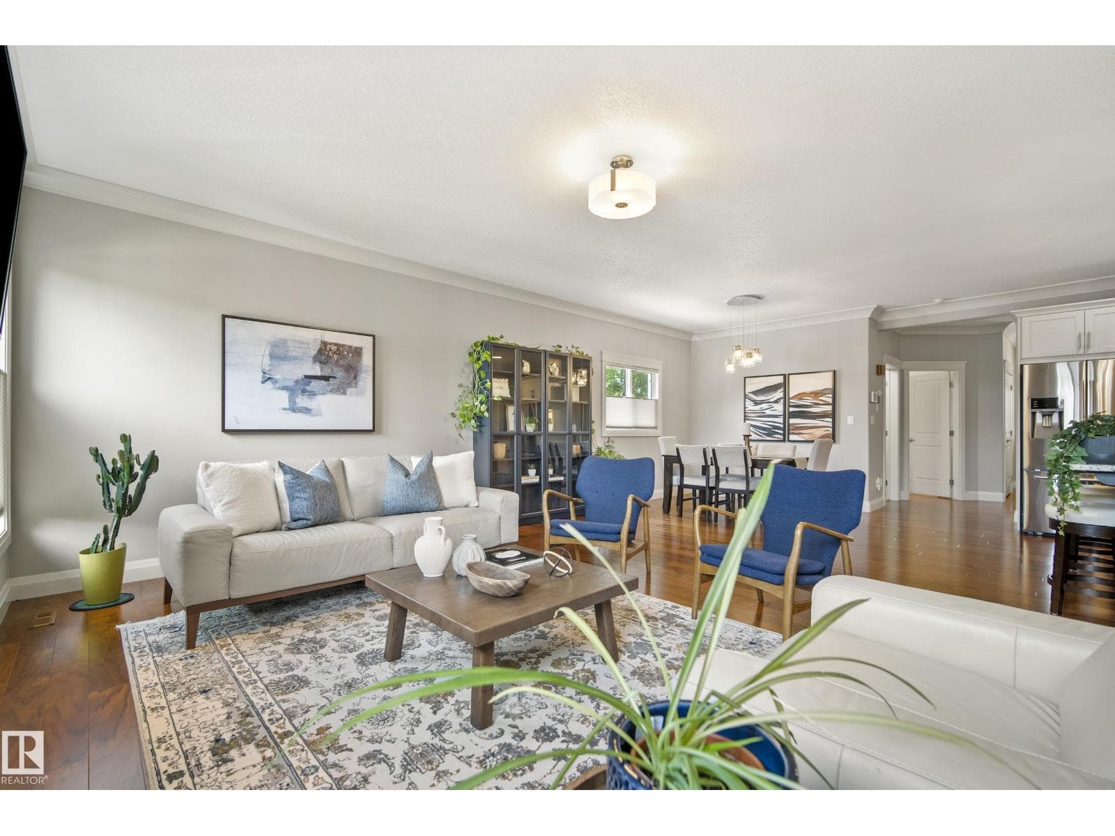 9844 75 AV NW — photo 11 of 45