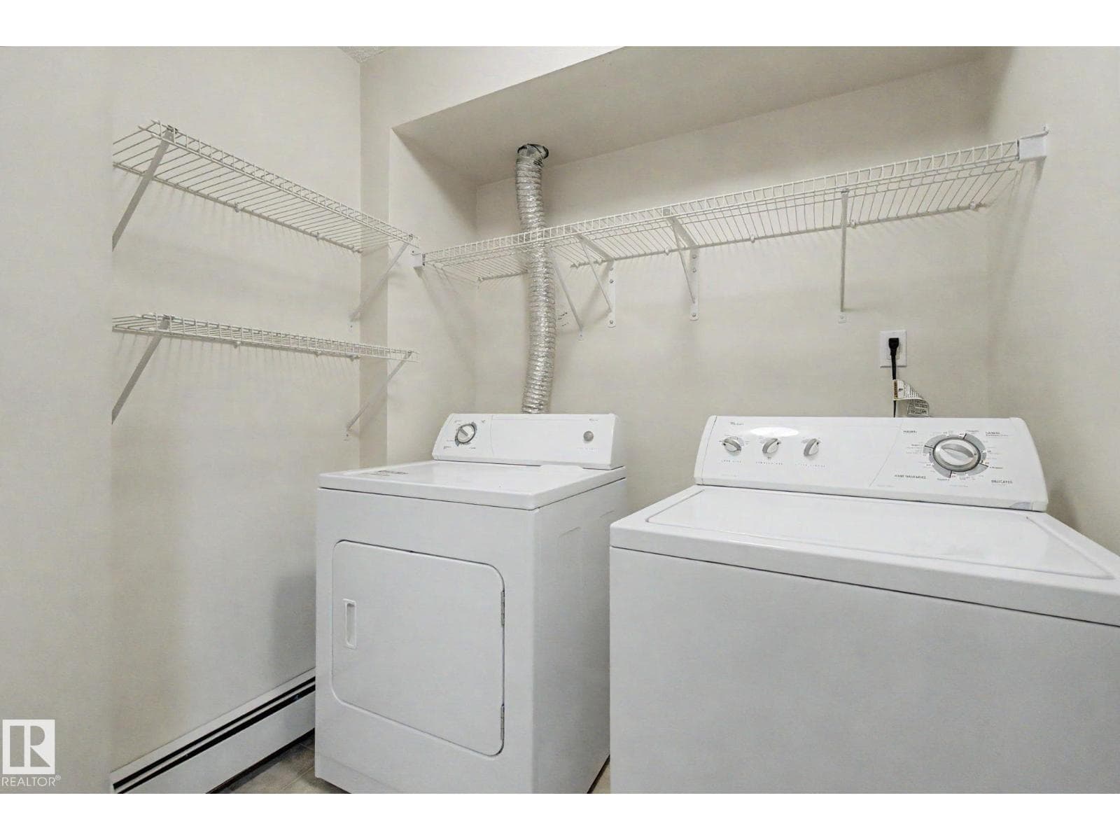 11150 83 AV NW — photo 13 of 43