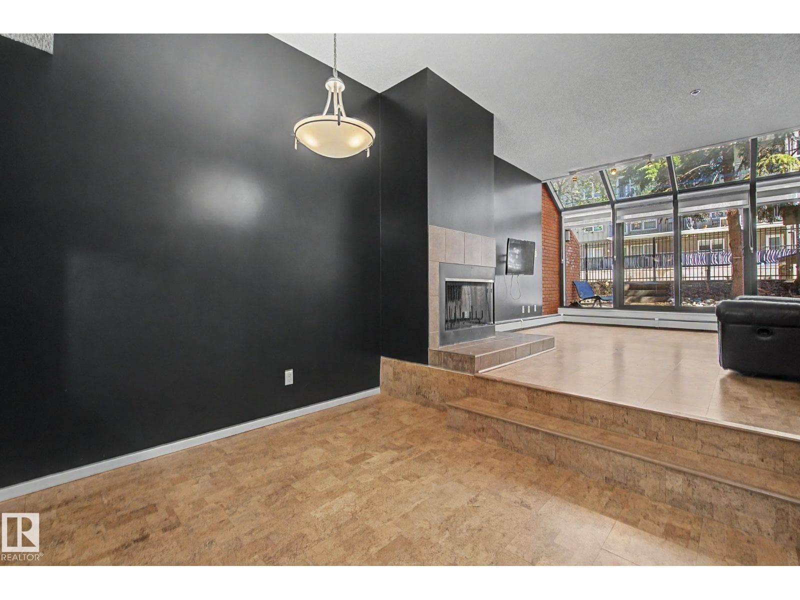 11150 83 AV NW — photo 19 of 43