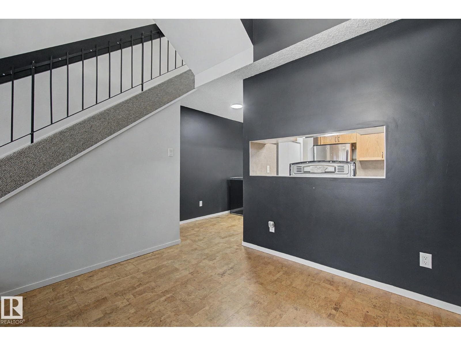 11150 83 AV NW — photo 21 of 43