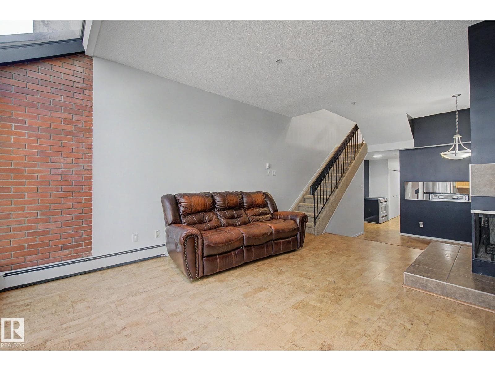 11150 83 AV NW — photo 24 of 43