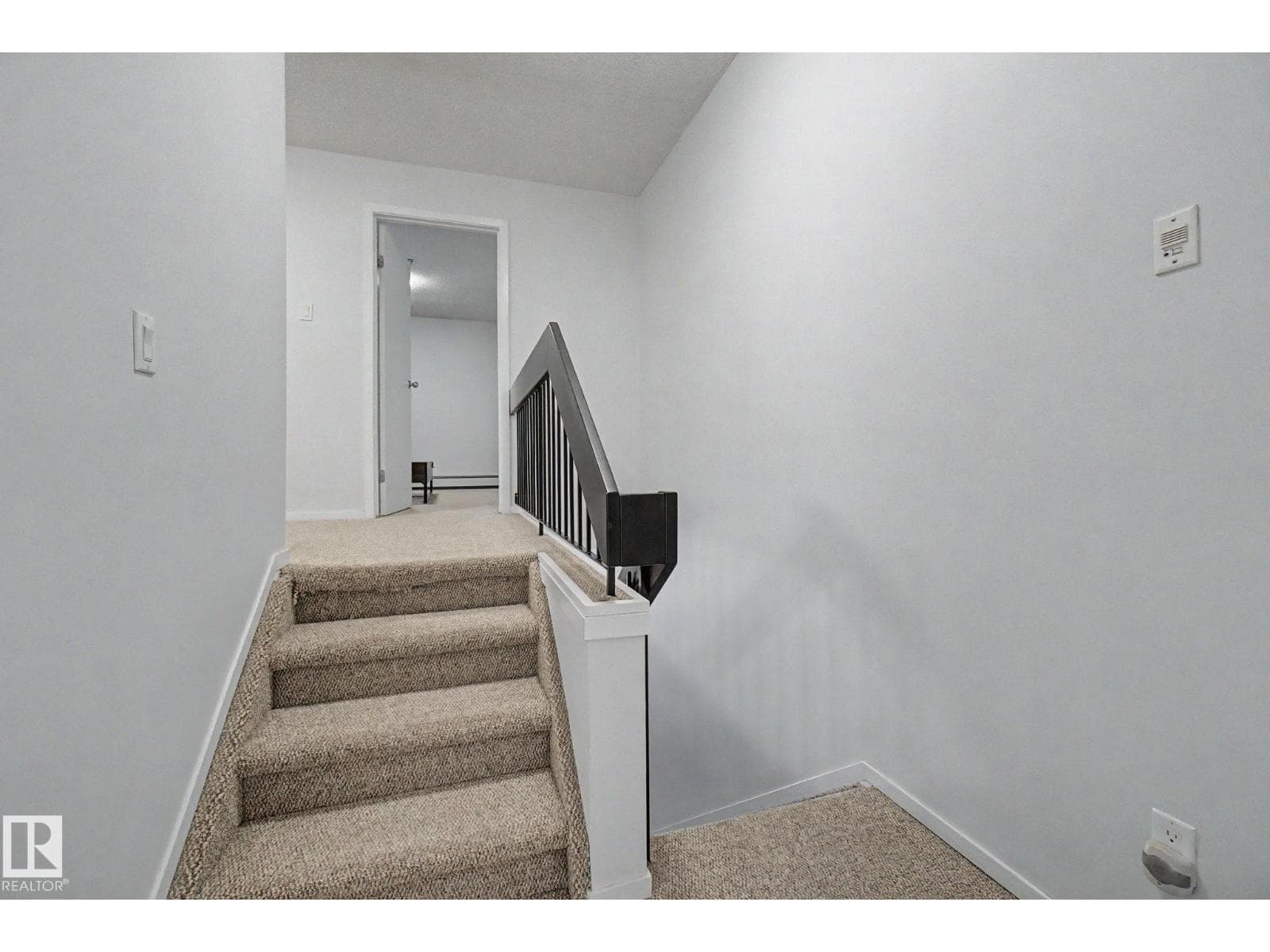 11150 83 AV NW — photo 26 of 43
