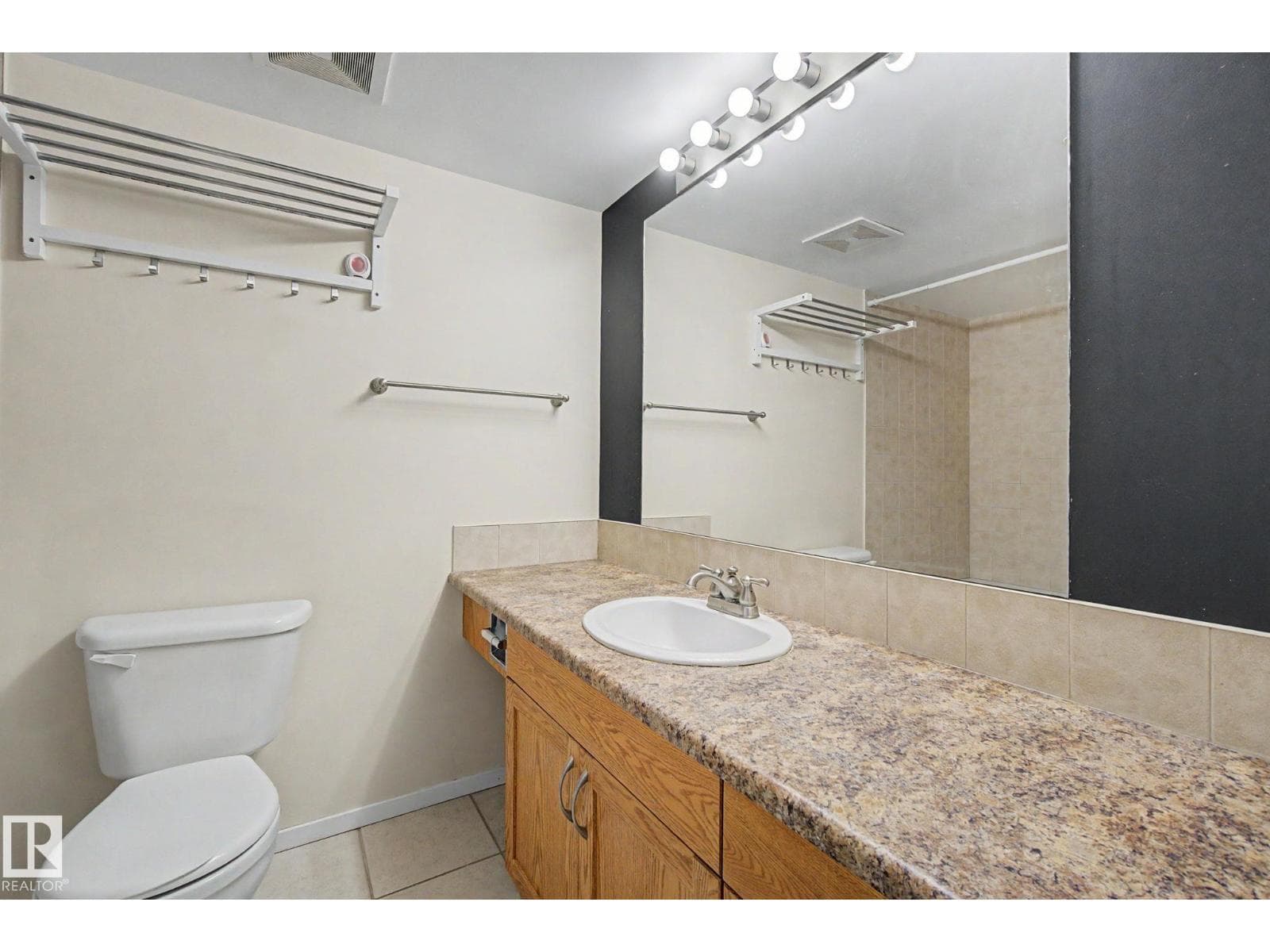 11150 83 AV NW — photo 33 of 43