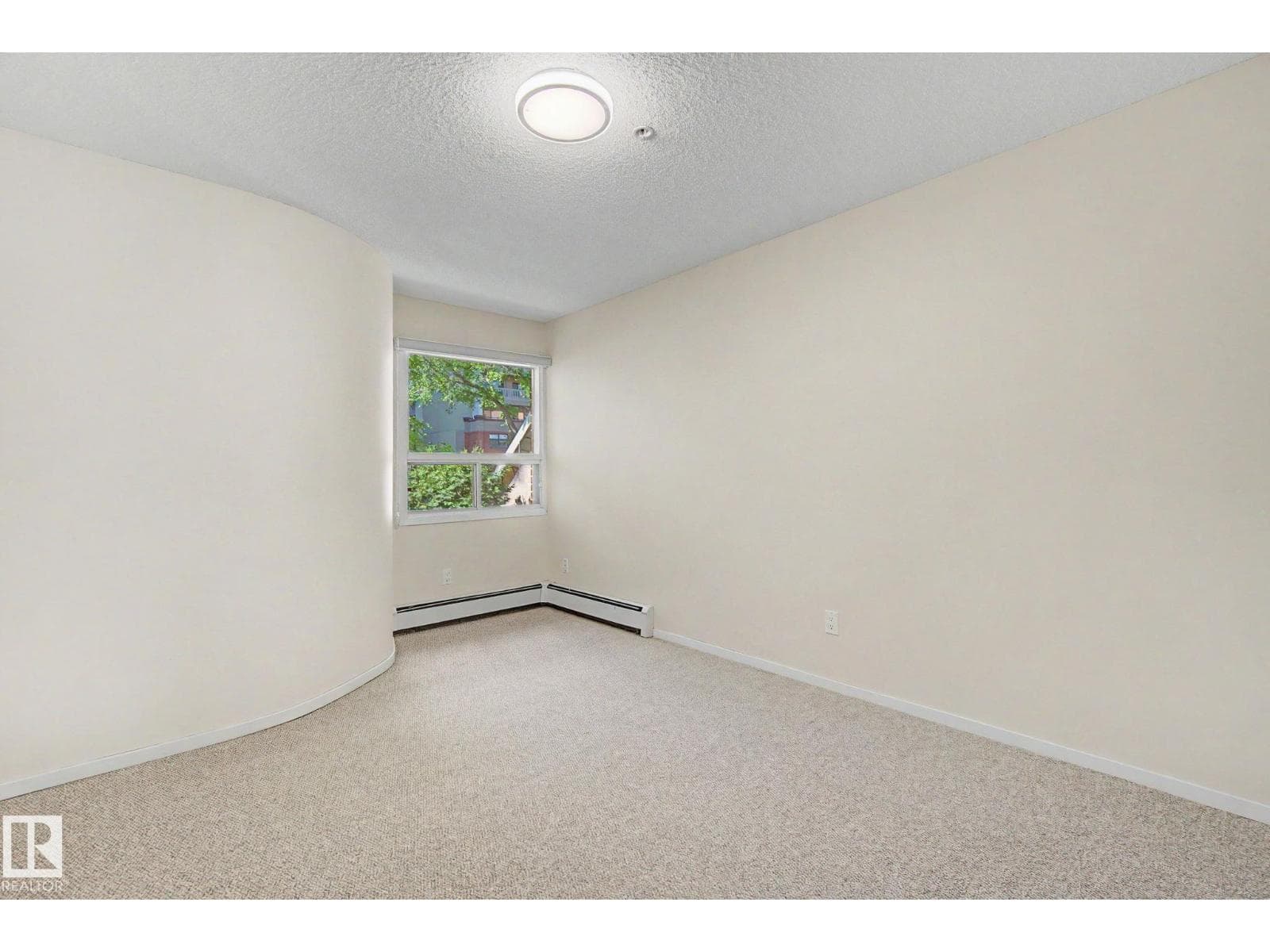 11150 83 AV NW — photo 36 of 43