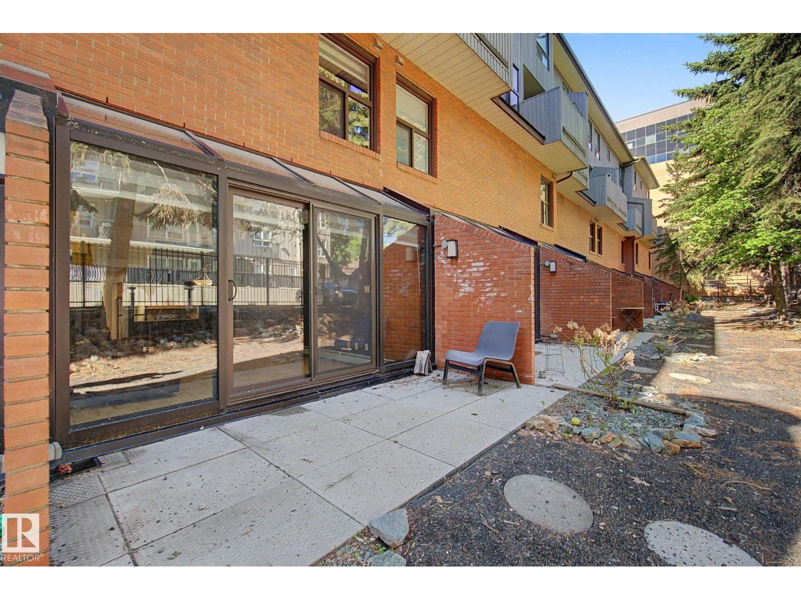 11150 83 AV NW — photo 40 of 43