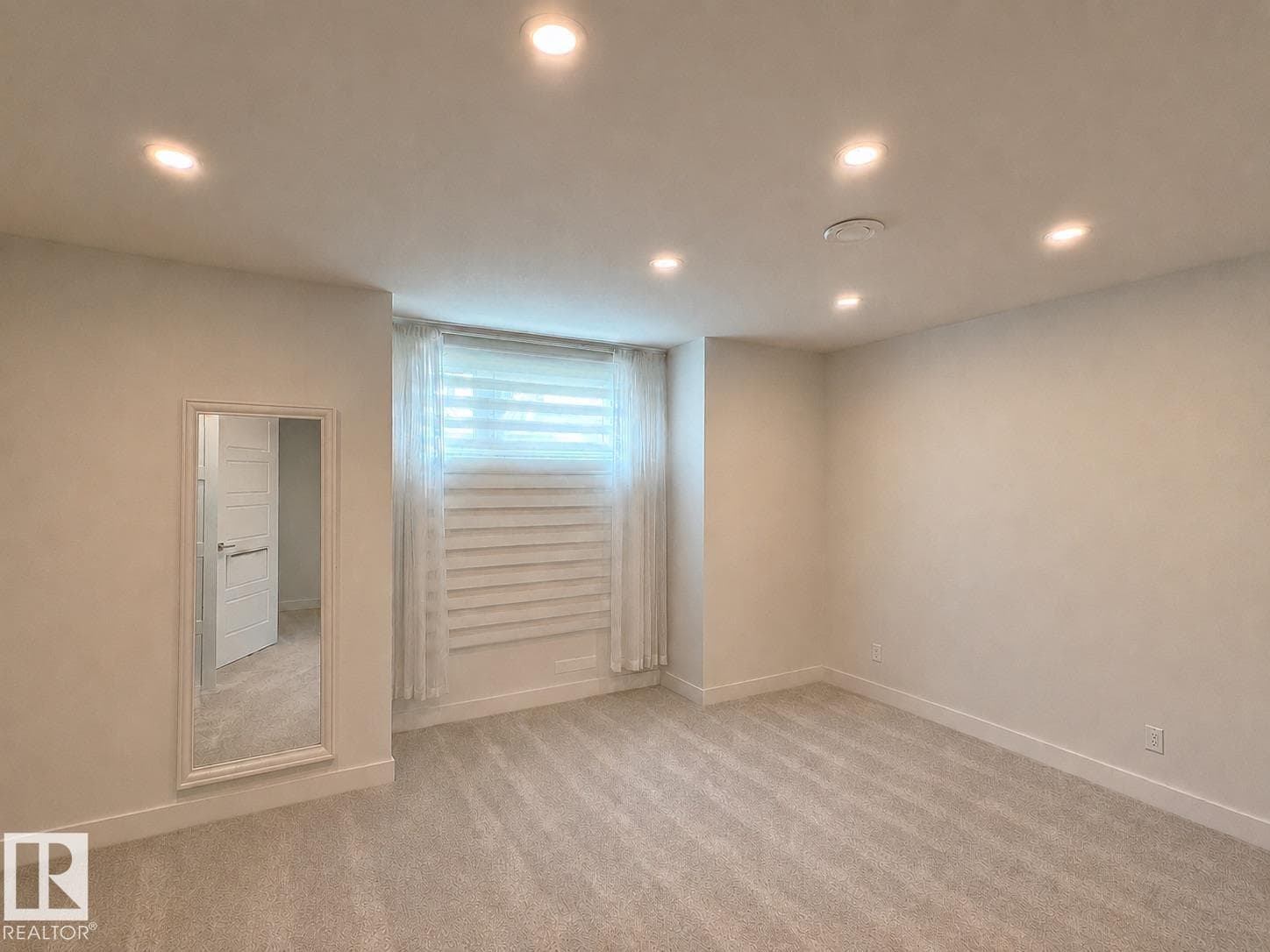 2337 FREZENBERG AV NW — photo 31 of 42