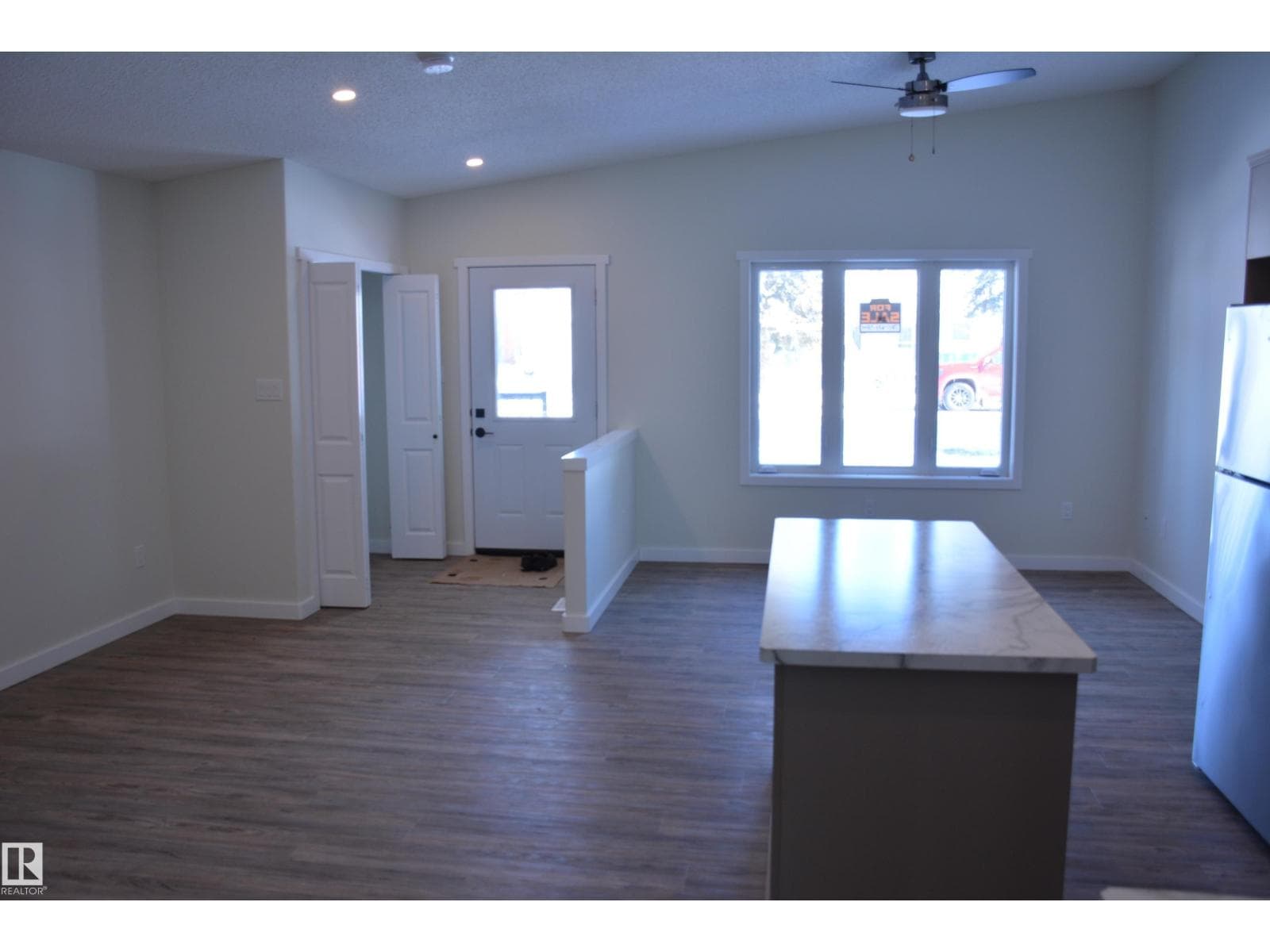 4313 54 AV — photo 14 of 30