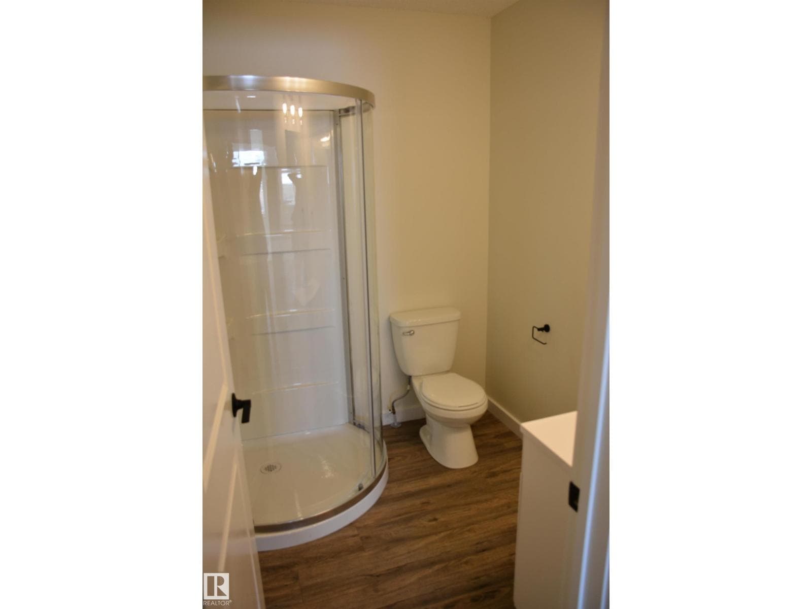 4313 54 AV — photo 25 of 30