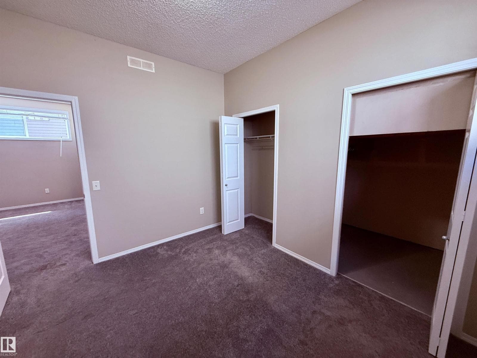 122 142 Selkirk PL — photo 11 of 18