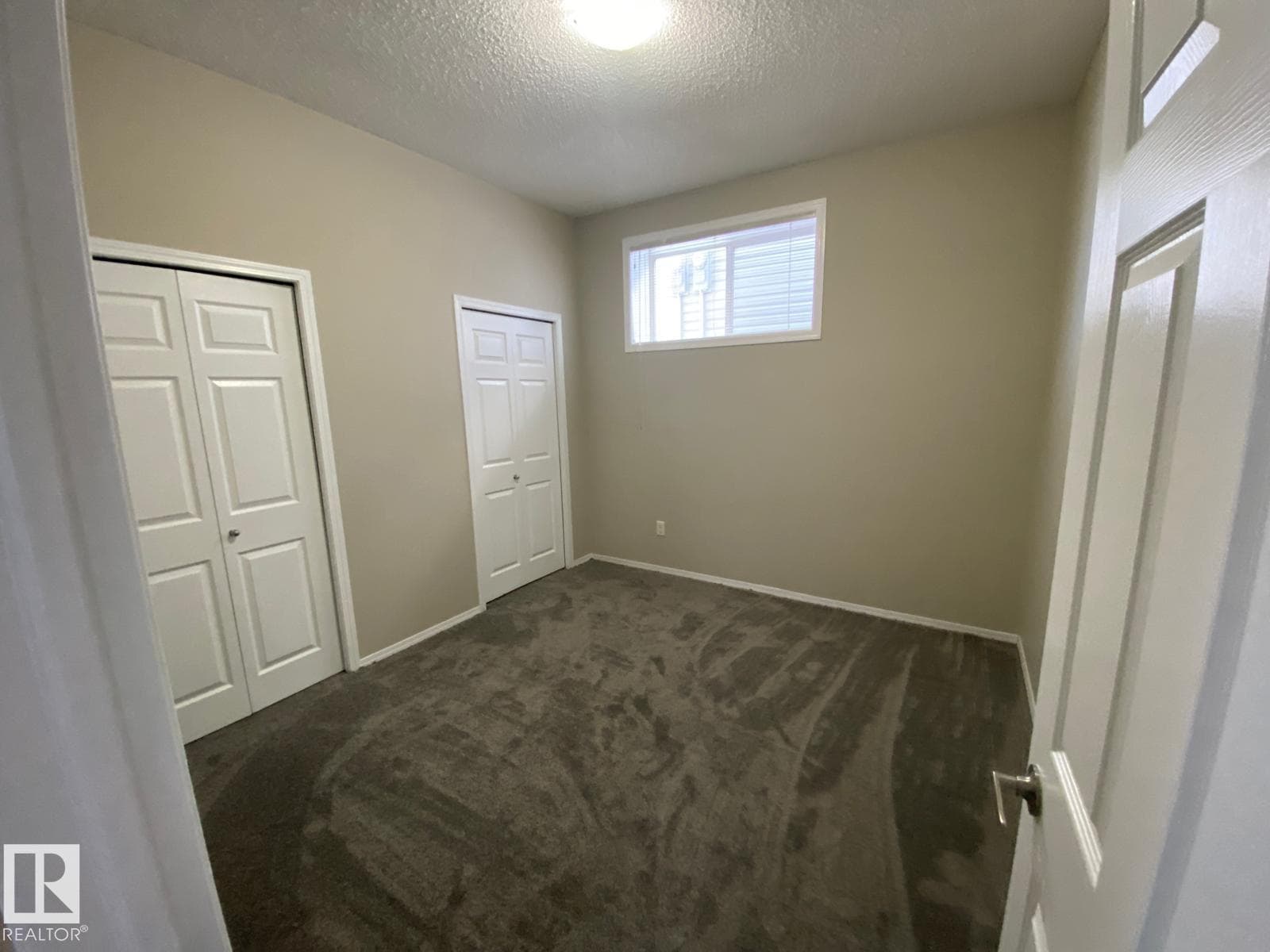 122 142 Selkirk PL — photo 12 of 18