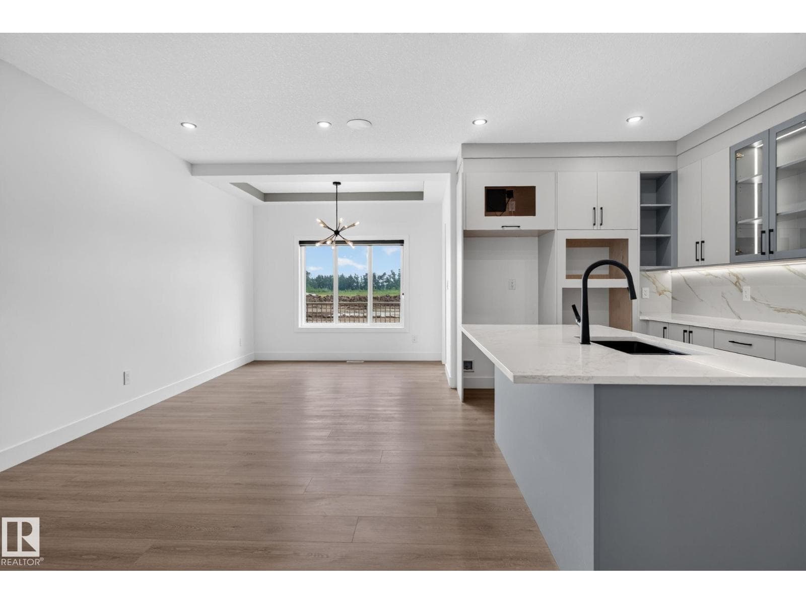 452 Robinson Blvd NE — photo 12 of 50