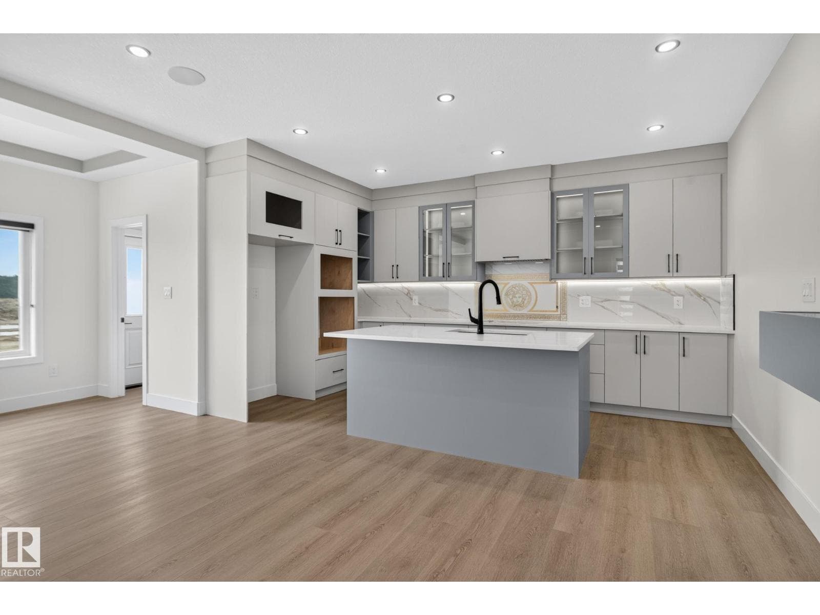 452 Robinson Blvd NE — photo 16 of 50