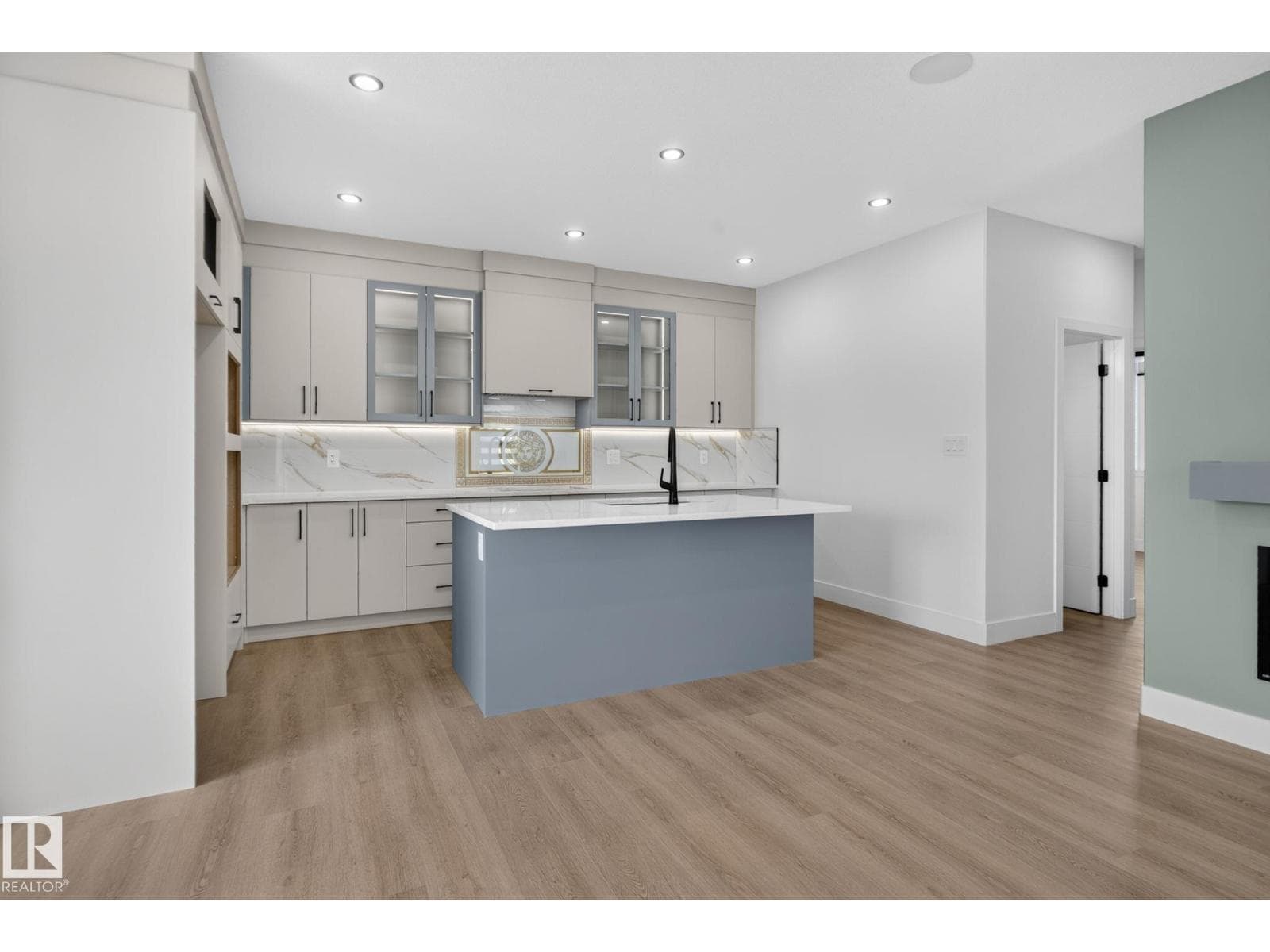 452 Robinson Blvd NE — photo 18 of 50