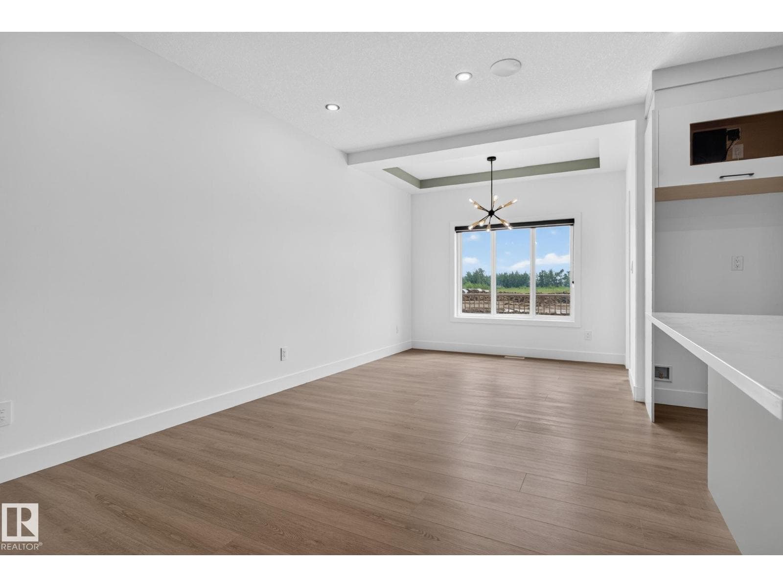 452 Robinson Blvd NE — photo 25 of 50