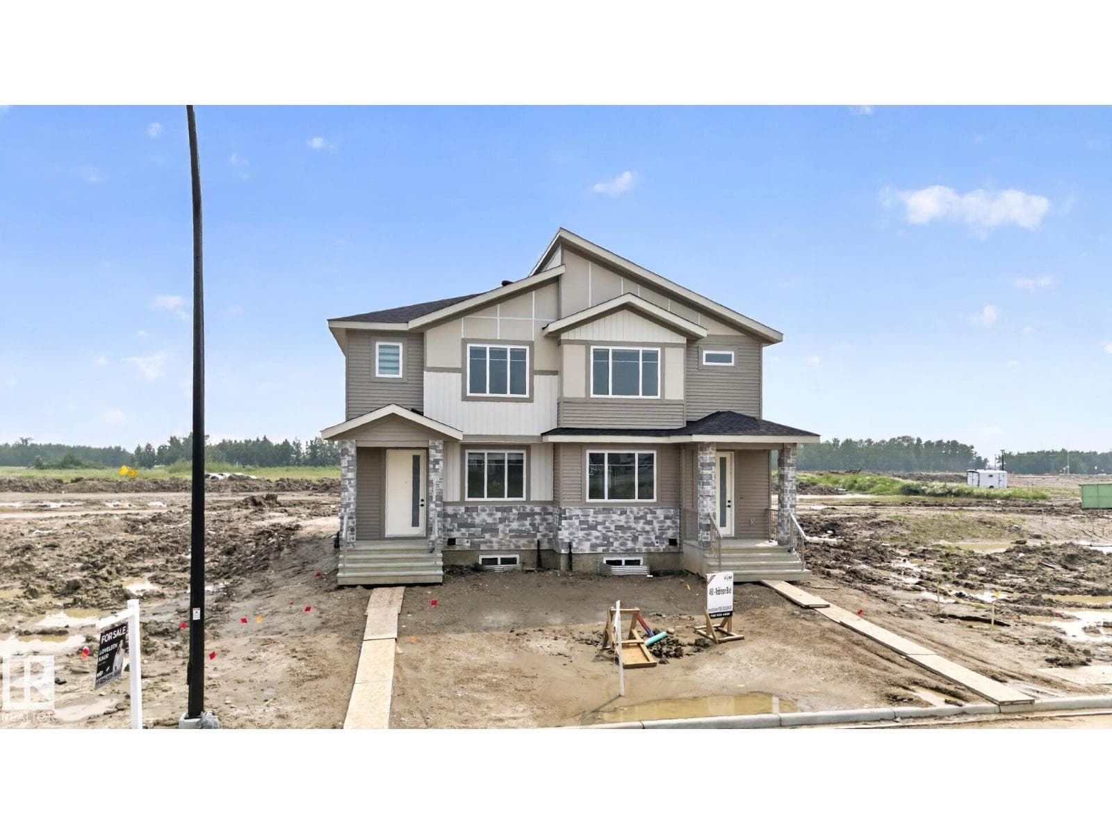 452 Robinson Blvd NE — photo 3 of 50