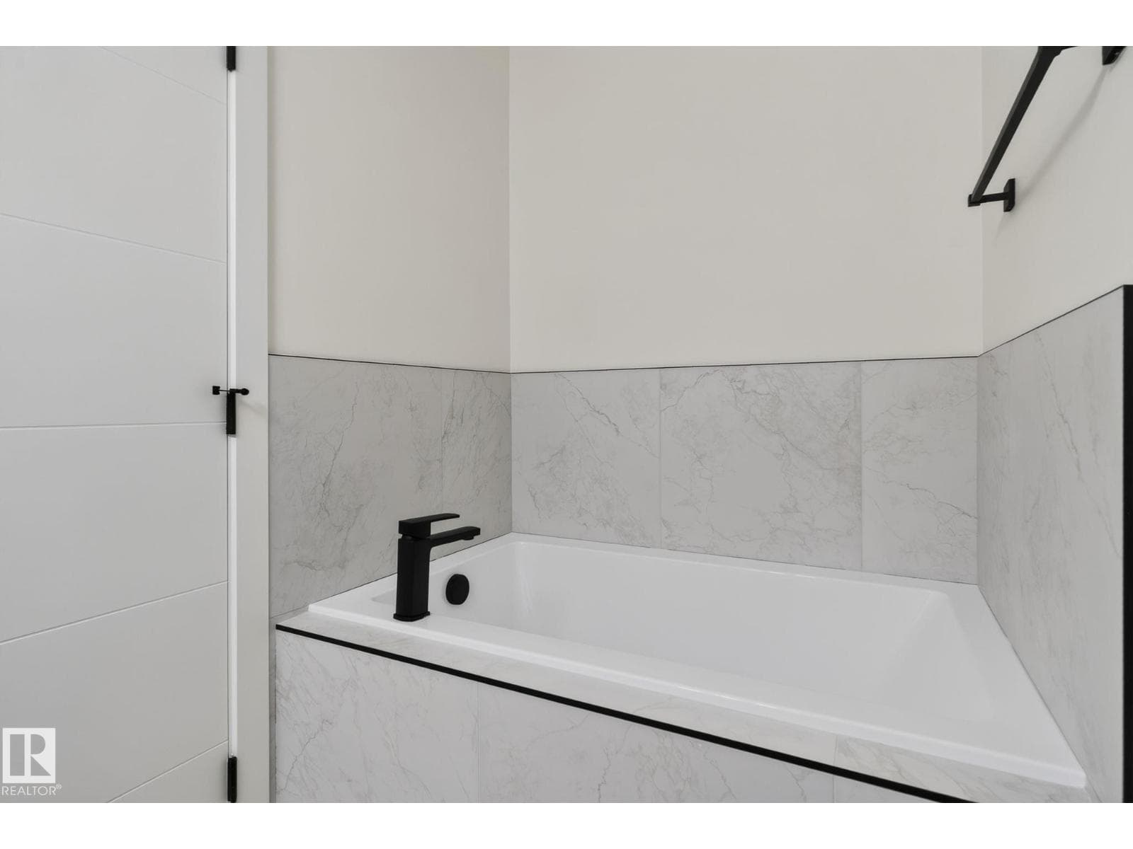 452 Robinson Blvd NE — photo 38 of 50