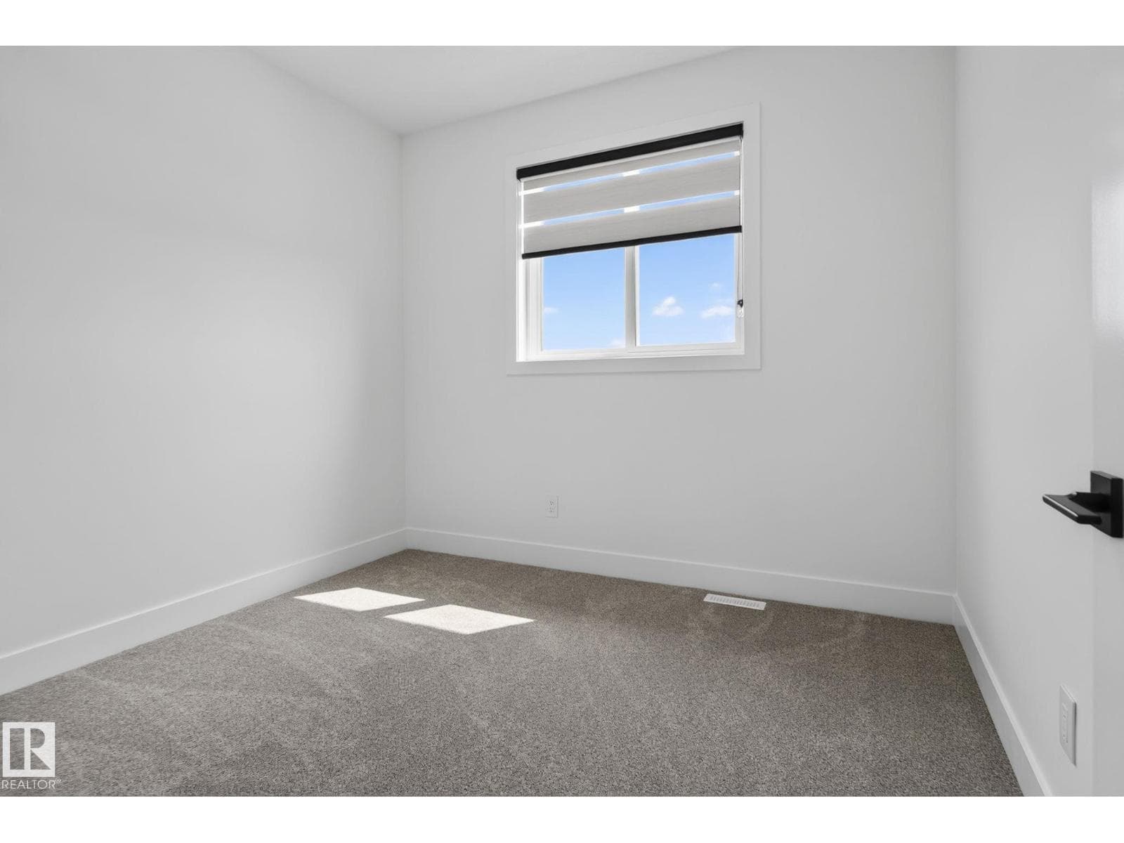 452 Robinson Blvd NE — photo 46 of 50
