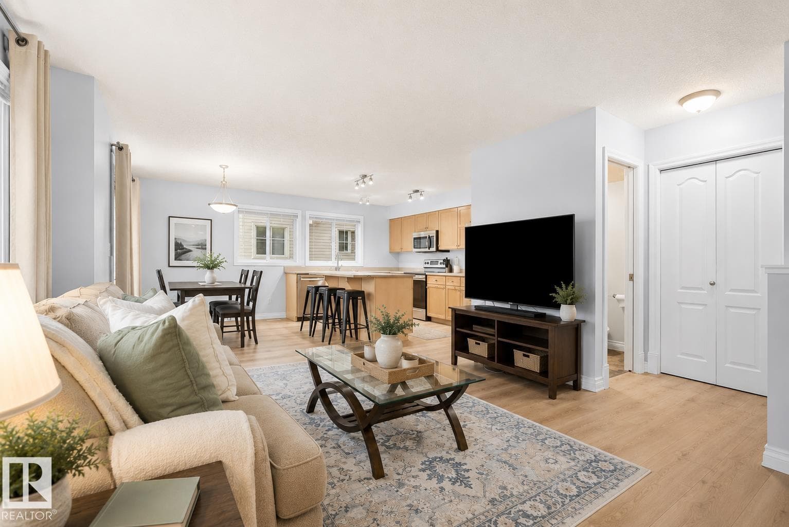 #6 12050 17 AV SW — photo 11 of 31