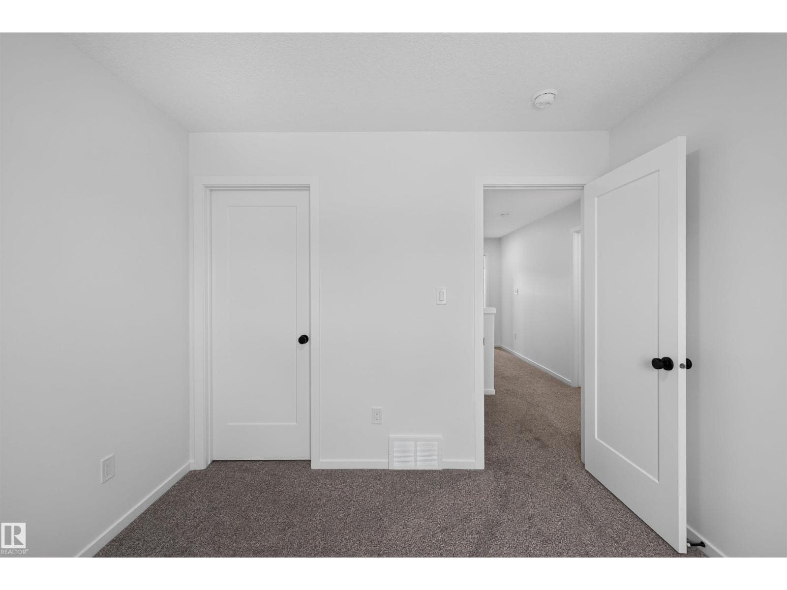 7722 174A AV NW — photo 21 of 50