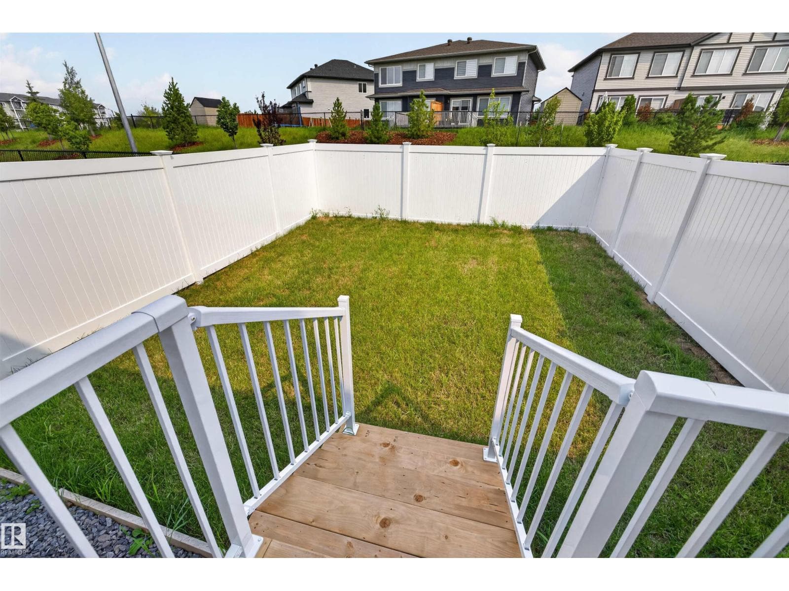 7722 174A AV NW — photo 38 of 50