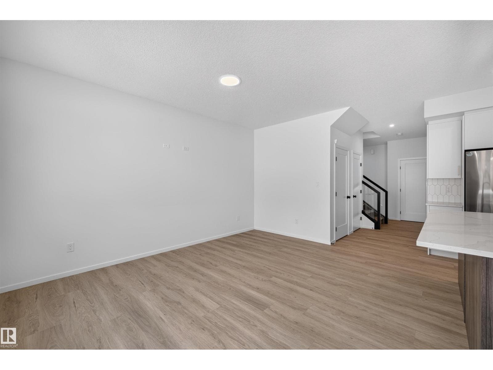7722 174A AV NW — photo 7 of 50