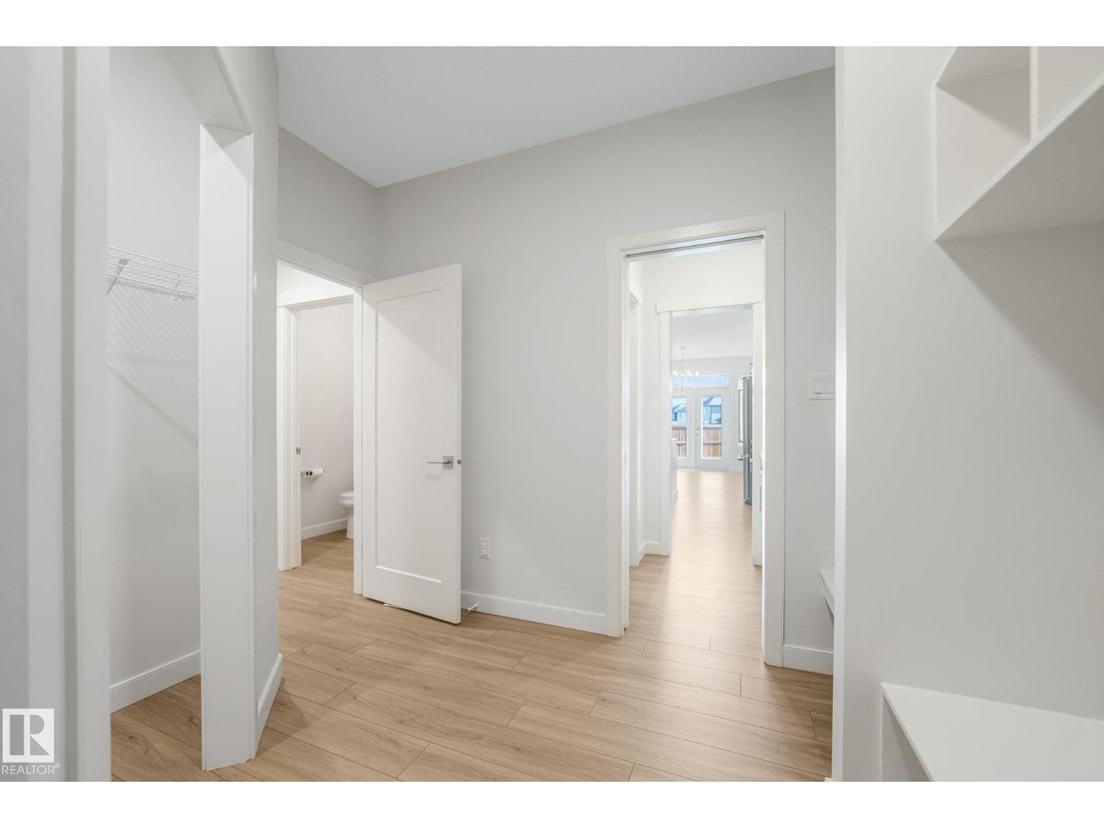 6404 176 AV NW — photo 23 of 75