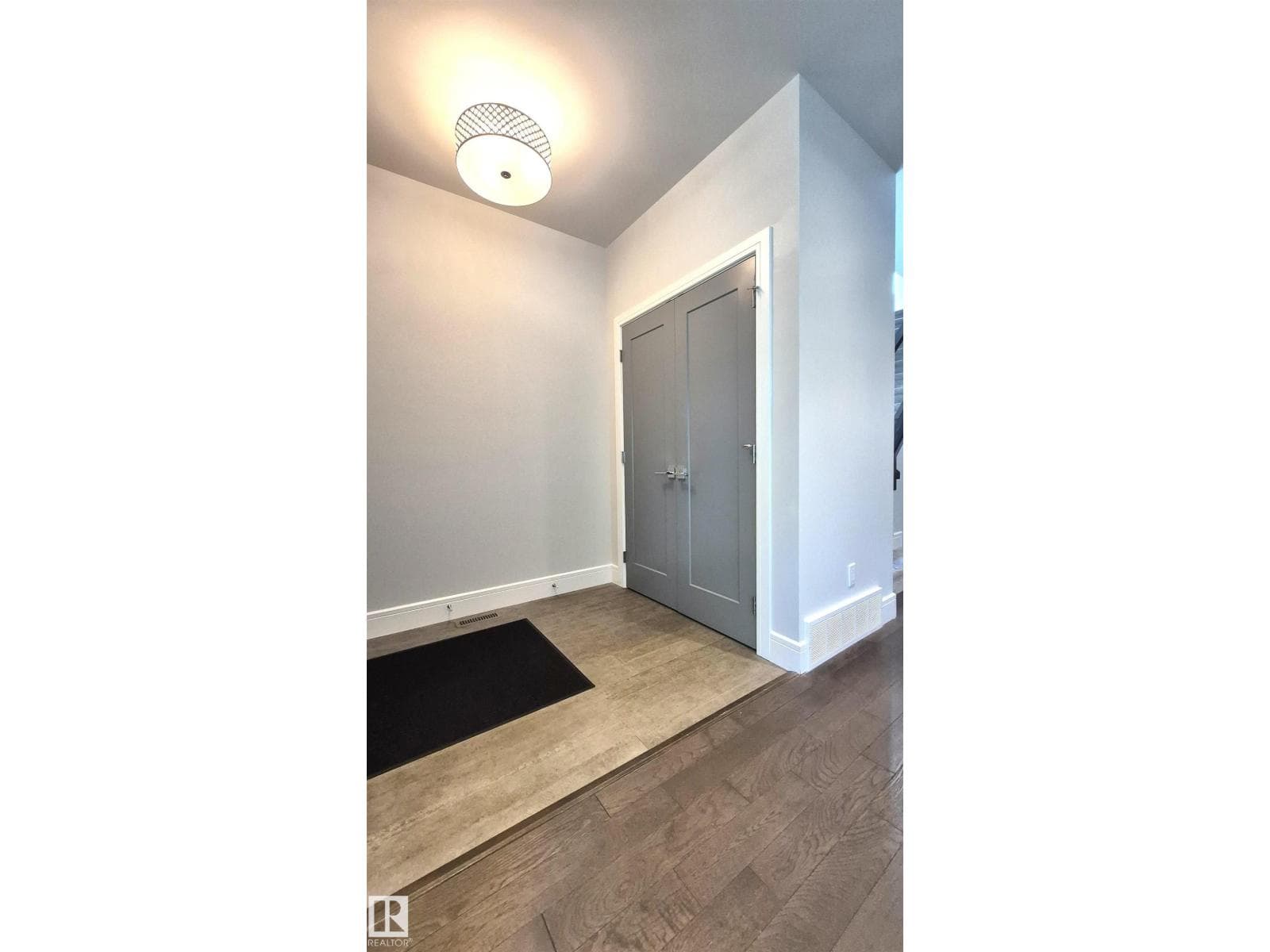 11246 78 AV NW — photo 7 of 75