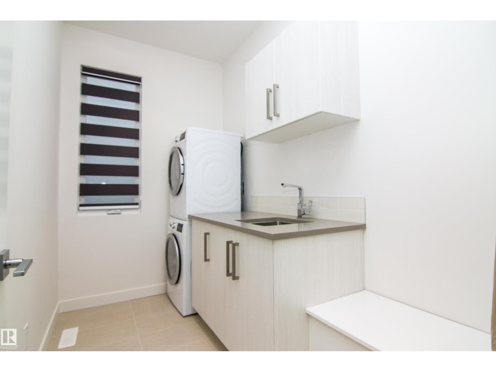 13218 102 AV NW — photo 20 of 39