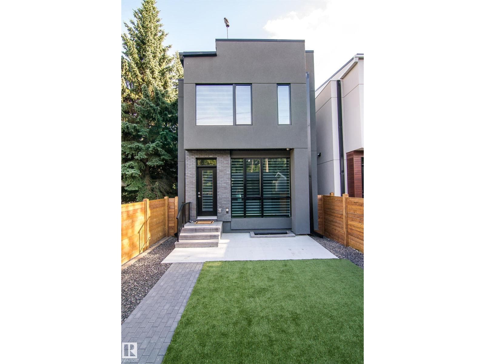 13218 102 AV NW — photo 26 of 39