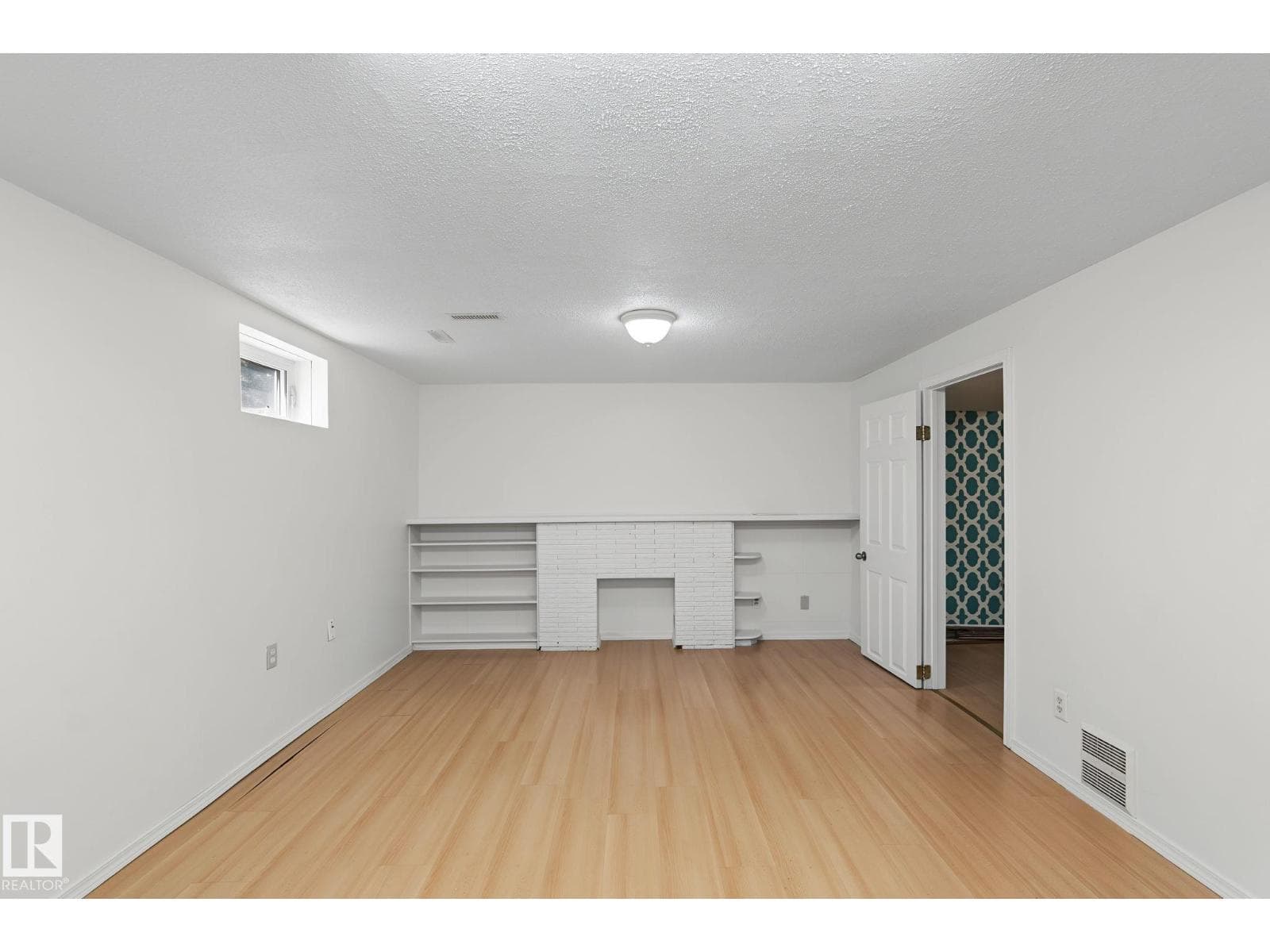 11147 78 AV NW — photo 37 of 50