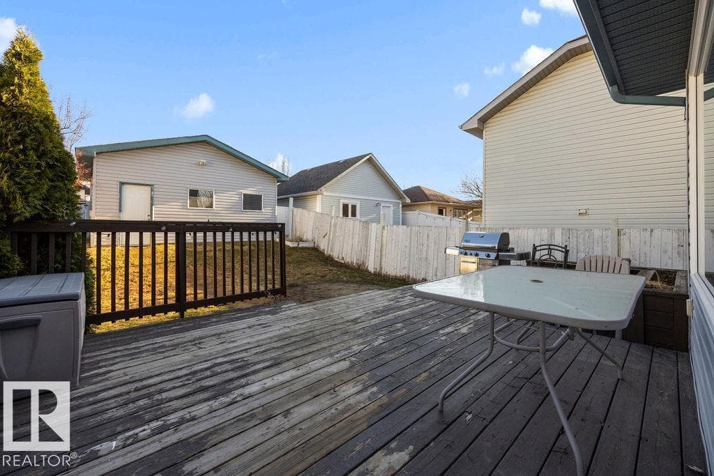 4618 TURNER SQUARE SQ NW — photo 37 of 67